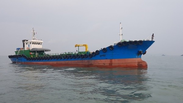 3일 오전 6시9분께 인천 영흥도 해상에서 낚싯배와 충돌한 336t급 급유선 명진 15호