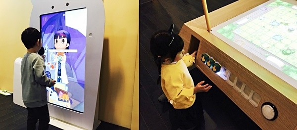 왼쪽부터 차례로 인터랙티브 영어교육 시스템 '리얼톡 잉글리시', 인터랙티브 미디어 코딩 게임 '플레이 코딩'