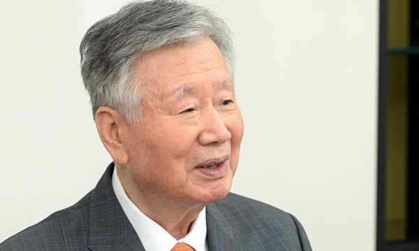 이중근(77) 부영그룹 회장