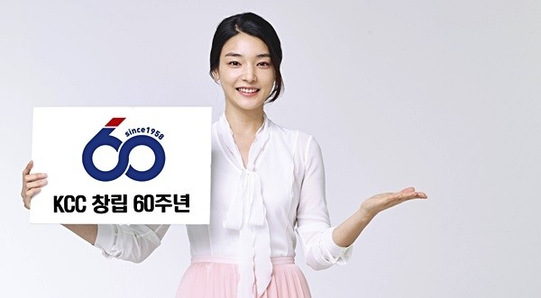 올해로 창립 60주년을 맞이한 KCC가 60주년 기념 엠블럼을 공개했다.