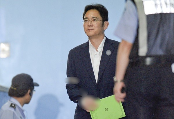 이재용 삼성전자 부회장이 7일 열린 결심공판에서 징역 12년을 구형받았다. (사진제공=뉴시스)