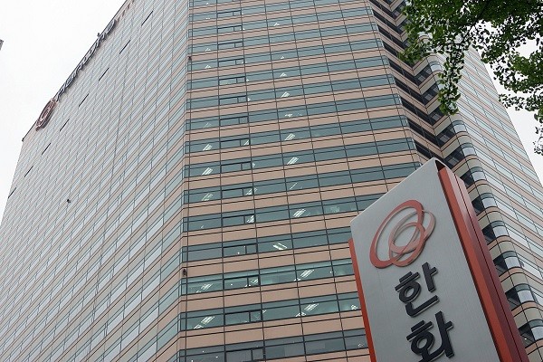 최근 공정위는 한화그룹계열사인 시스템통합업체 한화S&C에 대한 일감 몰아주기 조사를 마무리하고 늦어도 6월말께 최종 제재 수위를 결정할 것으로 보여 그룹은 긴장의 끈을 놓지 않고 있다.