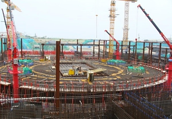 종합공정률 28.8%(2017년 5월 말 기준)의 신고리 원전 5·6호기 건설현장 (사진제공=뉴시스)