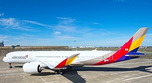 30일 아시아나항공에 따르면 지난 29일 배트남 호찌민 공항을 출발해 인천공항으로 출발할 예정이던 OZ732편은 브레이크에 이상이 발견돼 이륙을 중단하는 등 승객들이 불편을 겪었다.