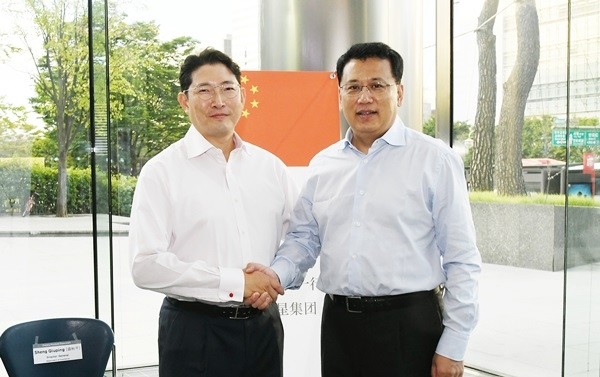 조현준 효성 회장은 지난 25일 반포 사옥에서 위안자쥔 (Yuan Jia Jin, 袁家?) 중국 저장성(Zhejiang, 浙江省) 성장을 만났다. (사진제공=효성)