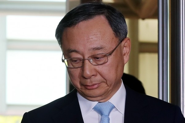 국회의원 99명에게 불법 정치자금 제공한 혐의로 구속 위기에 직면한 황창규 KT 회장.(사진=newsis)