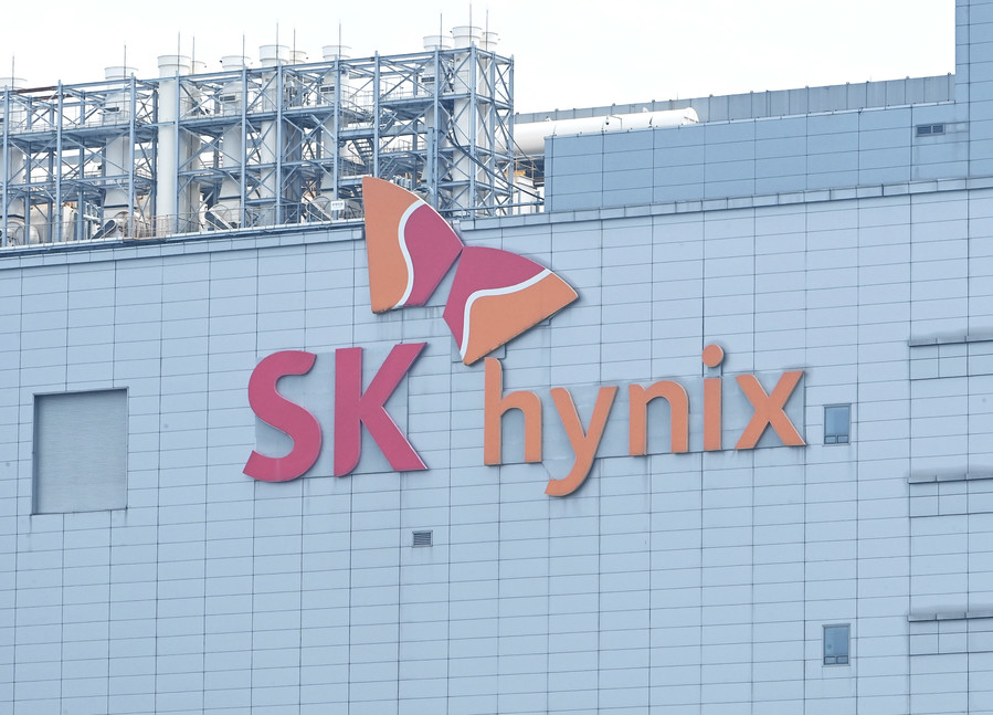 SK하이닉스, 글로벌 D램 시장 독주...